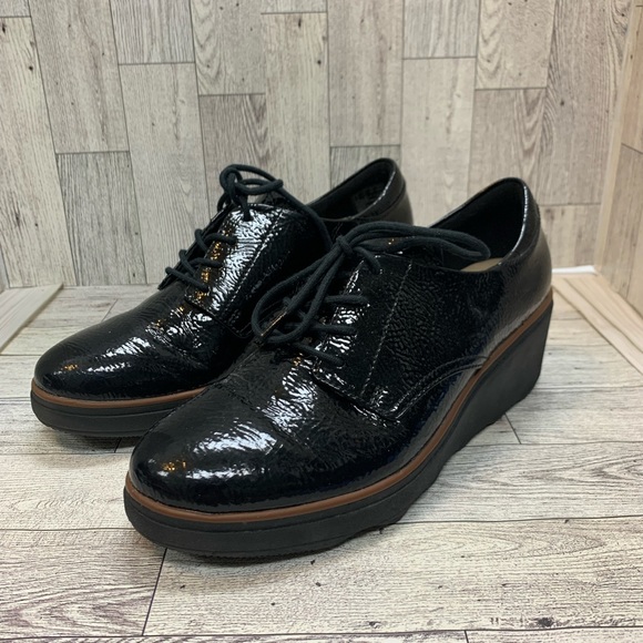Clarks | Shoes | Clarks Shaylin Lace Up 